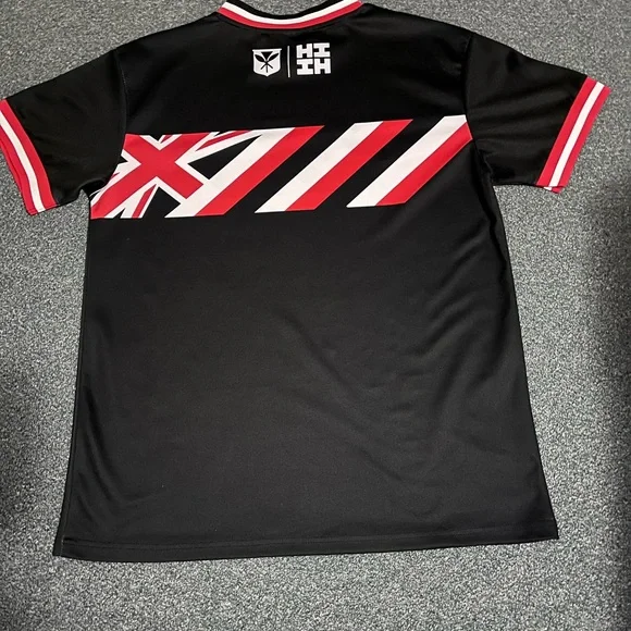 Hawaii’s Finest Black and Red Graphic T-Shirt - Picture 3 of 7